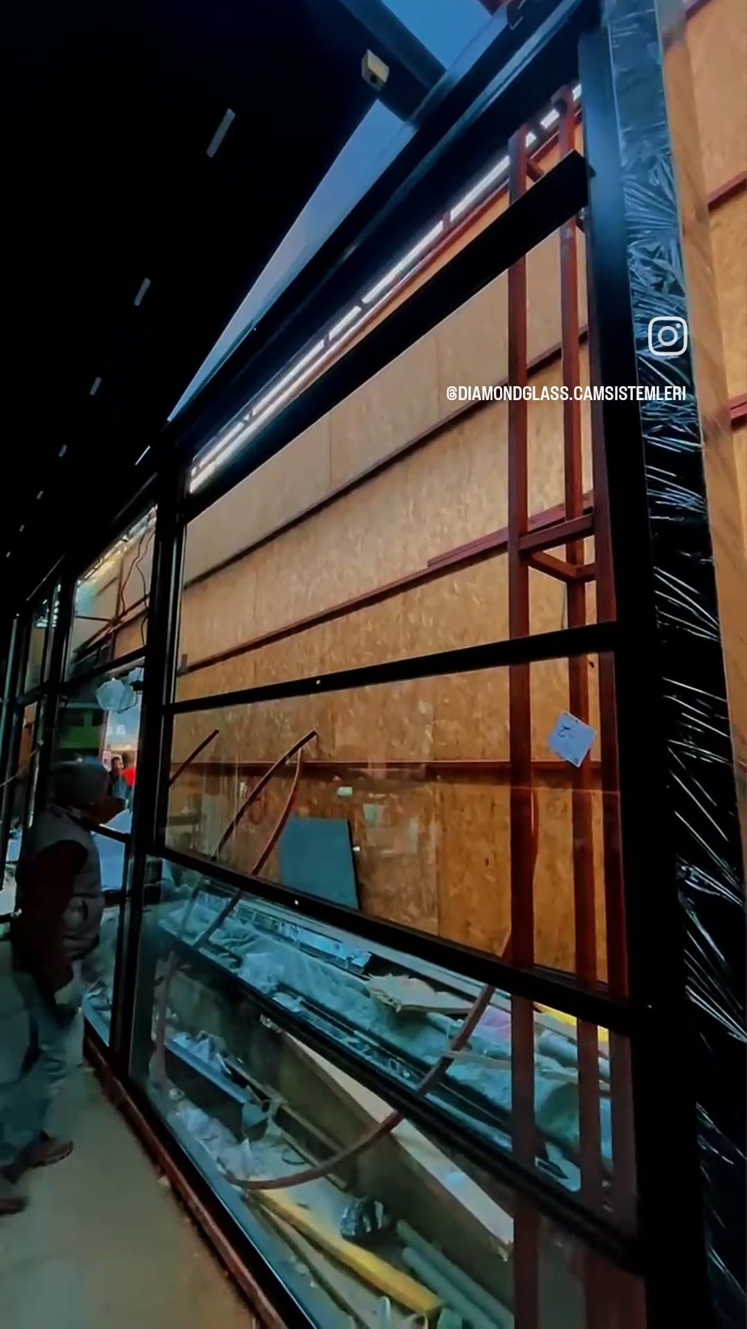 DIAMOND GİYOTİN CAM SİSTEMLERİ